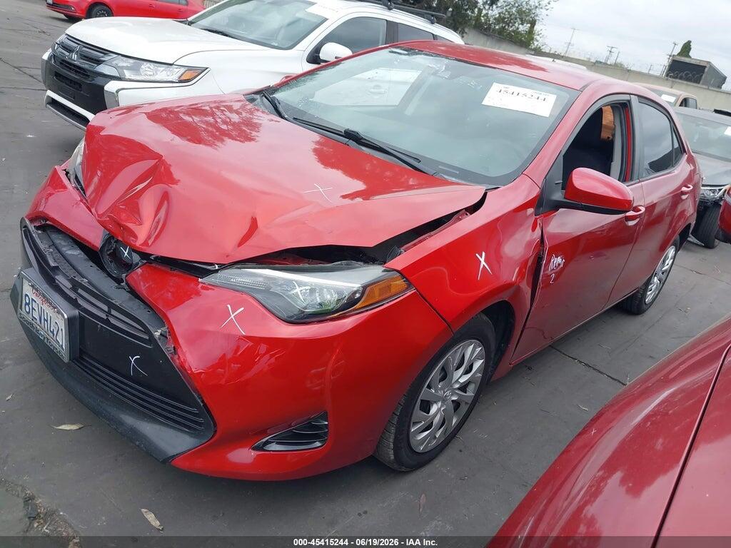 5YFBURHE9JP825494 2018 TOYOTA COROLLA photo no. 2