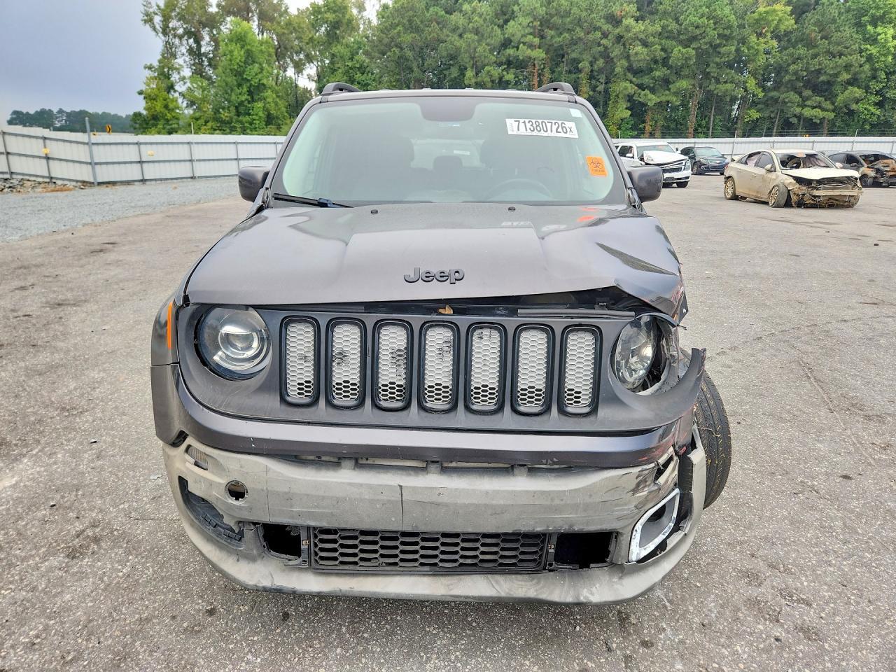 2017 JEEP RENEGADE LATITUDE — Фото 5 из 13
