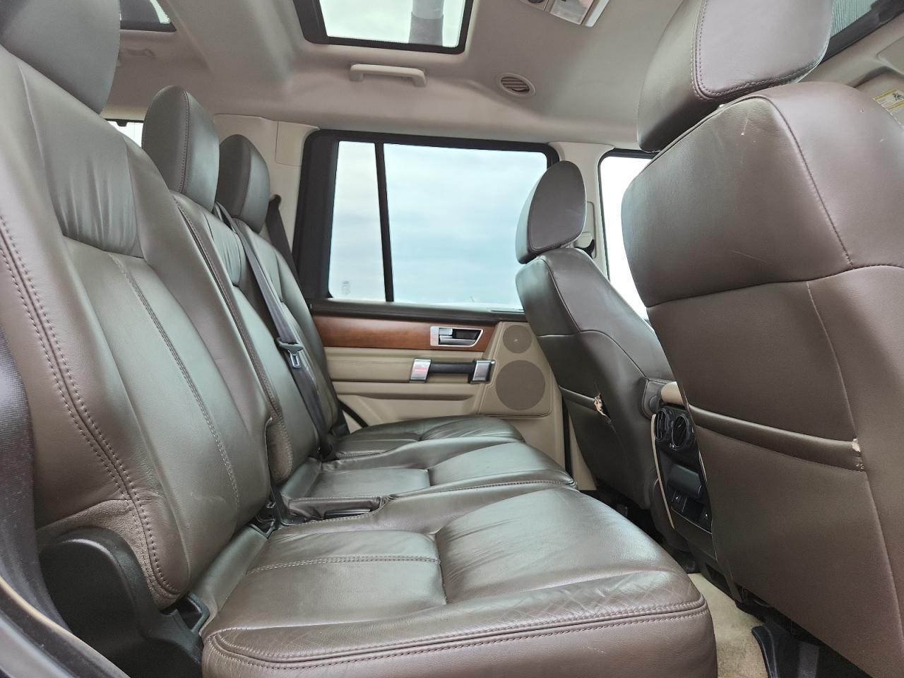 2016 LAND ROVER LR4 HSE LUXURY — Фото 10 из 12