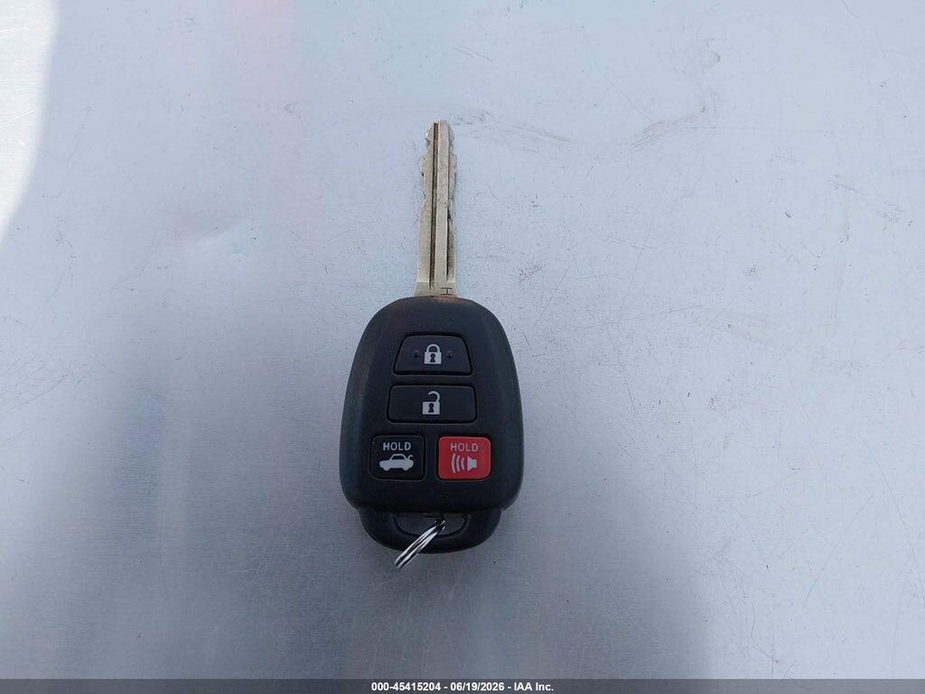 5YFBURHE5KP874256 2019 TOYOTA COROLLA photo no. 11
