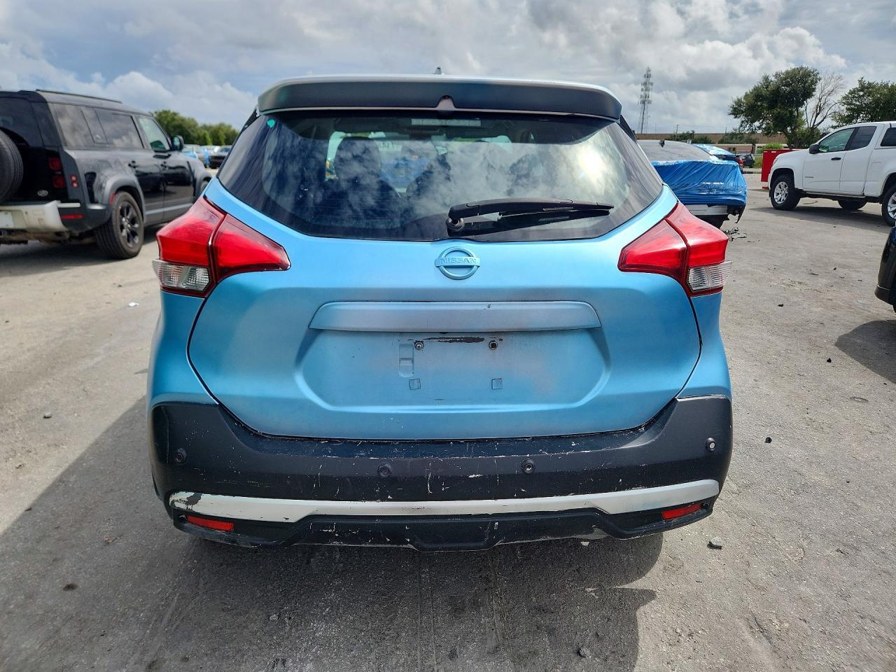 2020 NISSAN KICKS SR — Фото 6 из 13