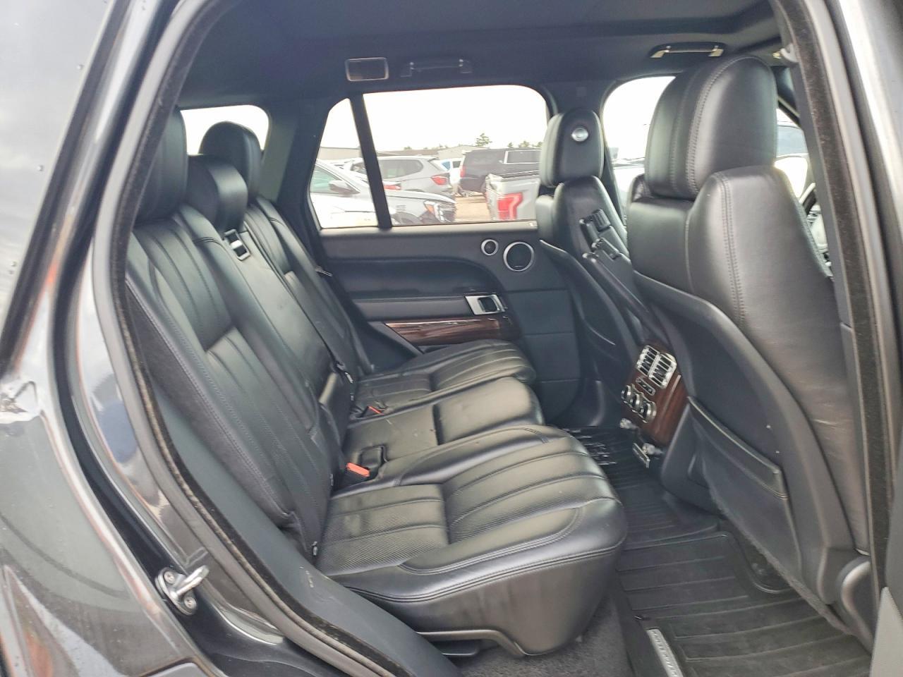 2015 LAND ROVER RANGE ROVER HSE — Фото 11 из 13