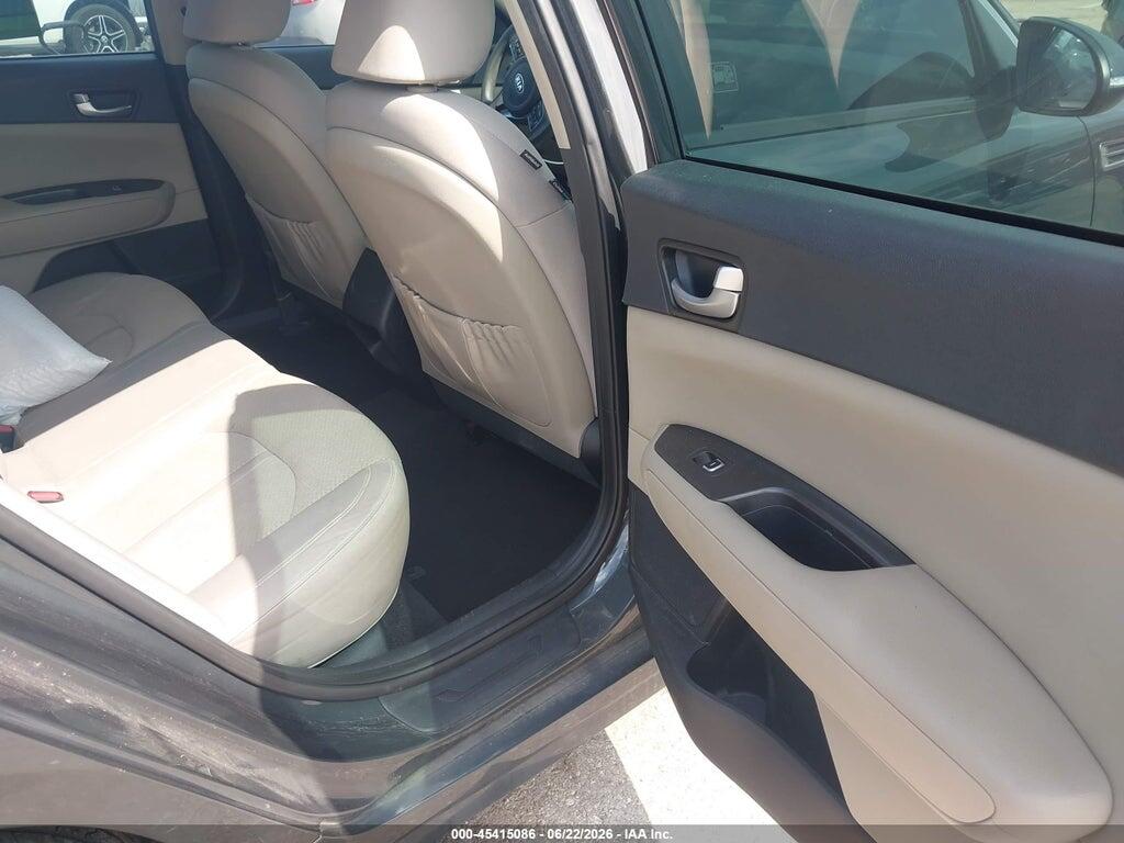 KNAGT4L32G5084397 2016 KIA OPTIMA photo no. 8