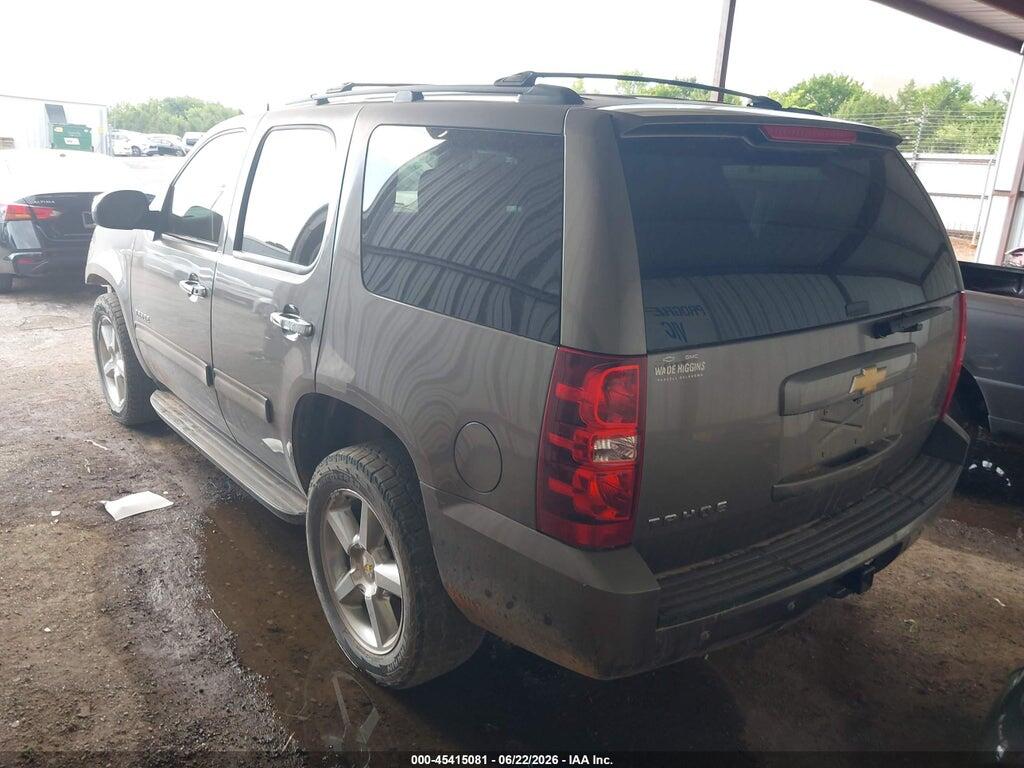 1GNSCAE07DR172632 2013 CHEVROLET TAHOE photo no. 3