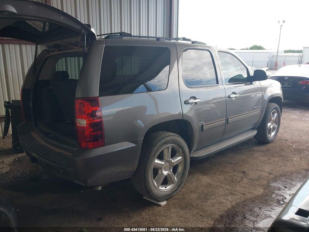 1GNSCAE07DR172632 2013 CHEVROLET TAHOE photo no. 4