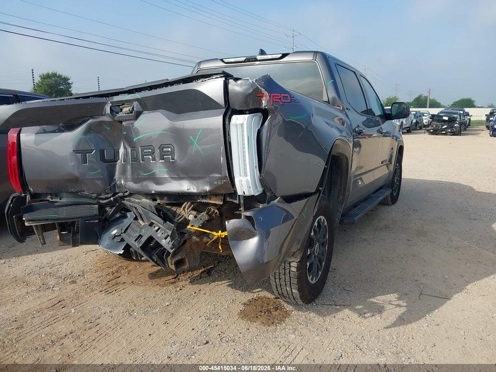 5TFLA5AB5NX010061 2022 TOYOTA TUNDRA photo no. 4