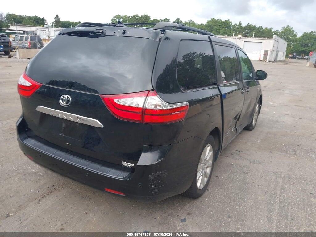 5TDDZ3DC5HS166021 2017 TOYOTA SIENNA photo no. 4