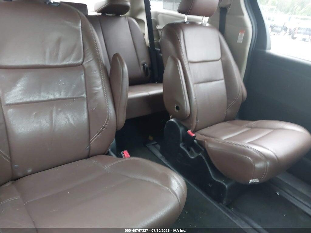 5TDDZ3DC5HS166021 2017 TOYOTA SIENNA photo no. 8