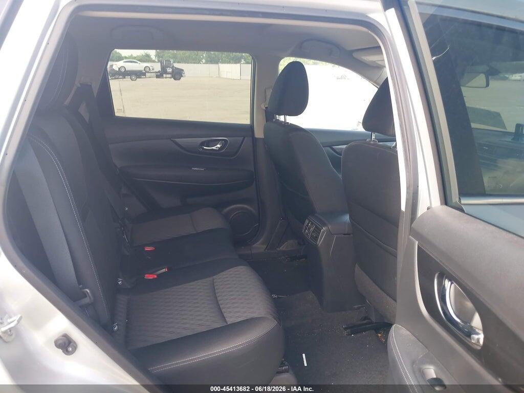 KNMAT2MT9JP605557 2018 NISSAN ROGUE photo no. 8