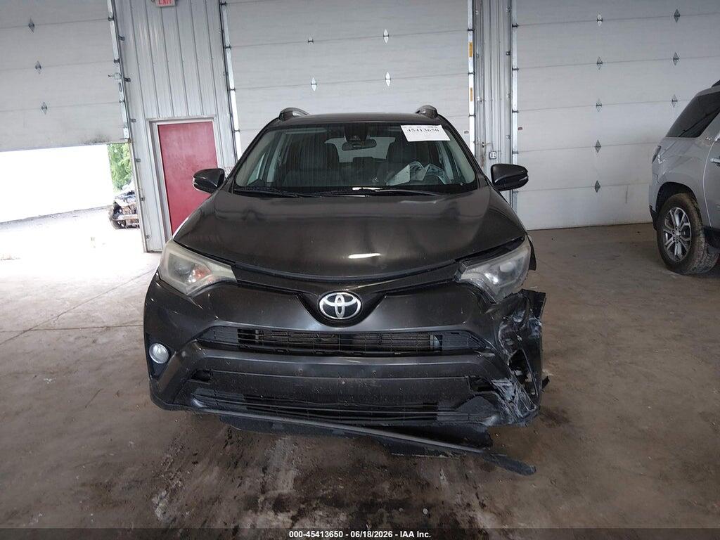 2T3RFREV4JW734622 2018 TOYOTA RAV4 photo no. 12