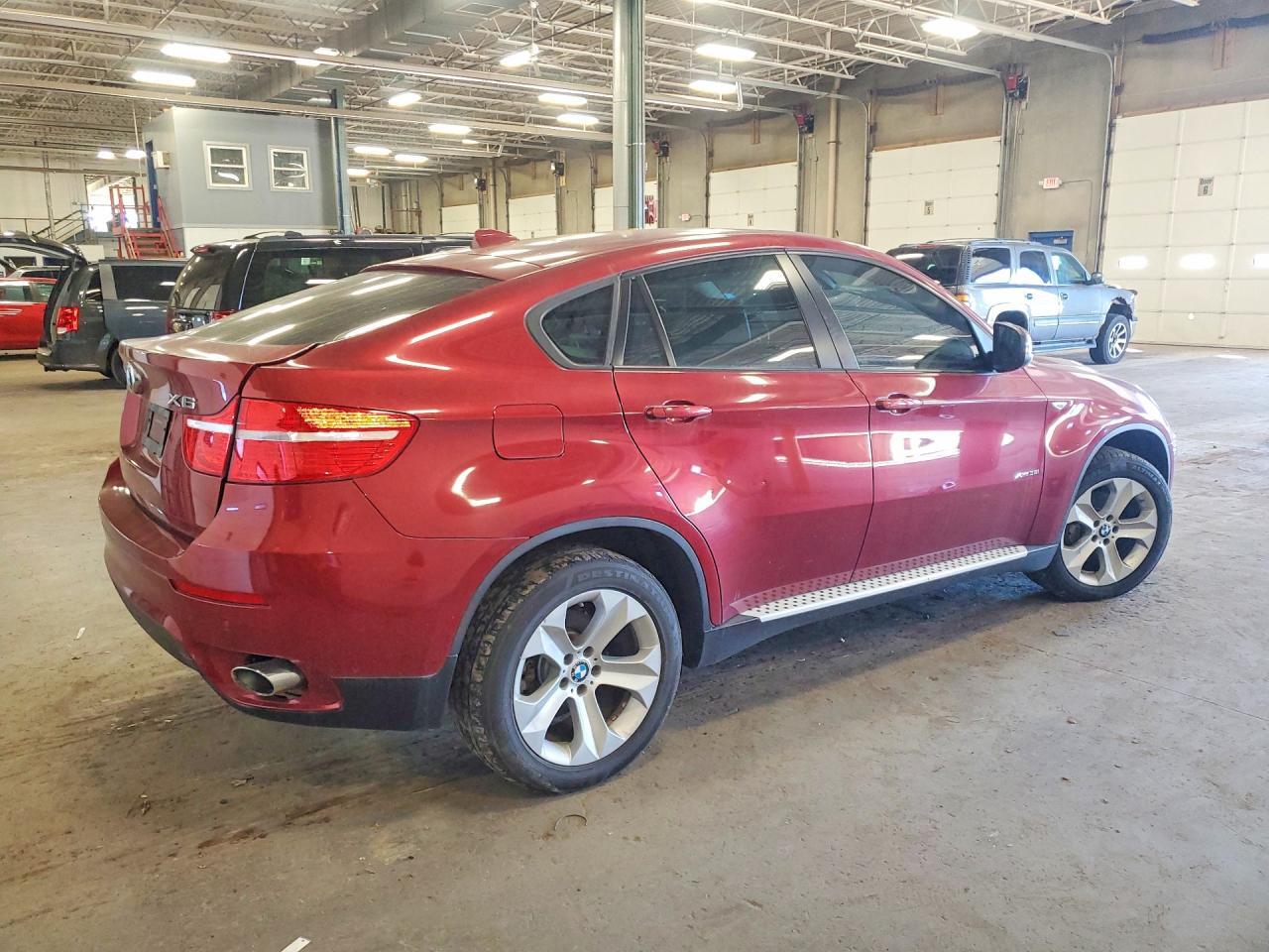 2011 BMW X6 XDRIVE35I — Фото 3 из 13