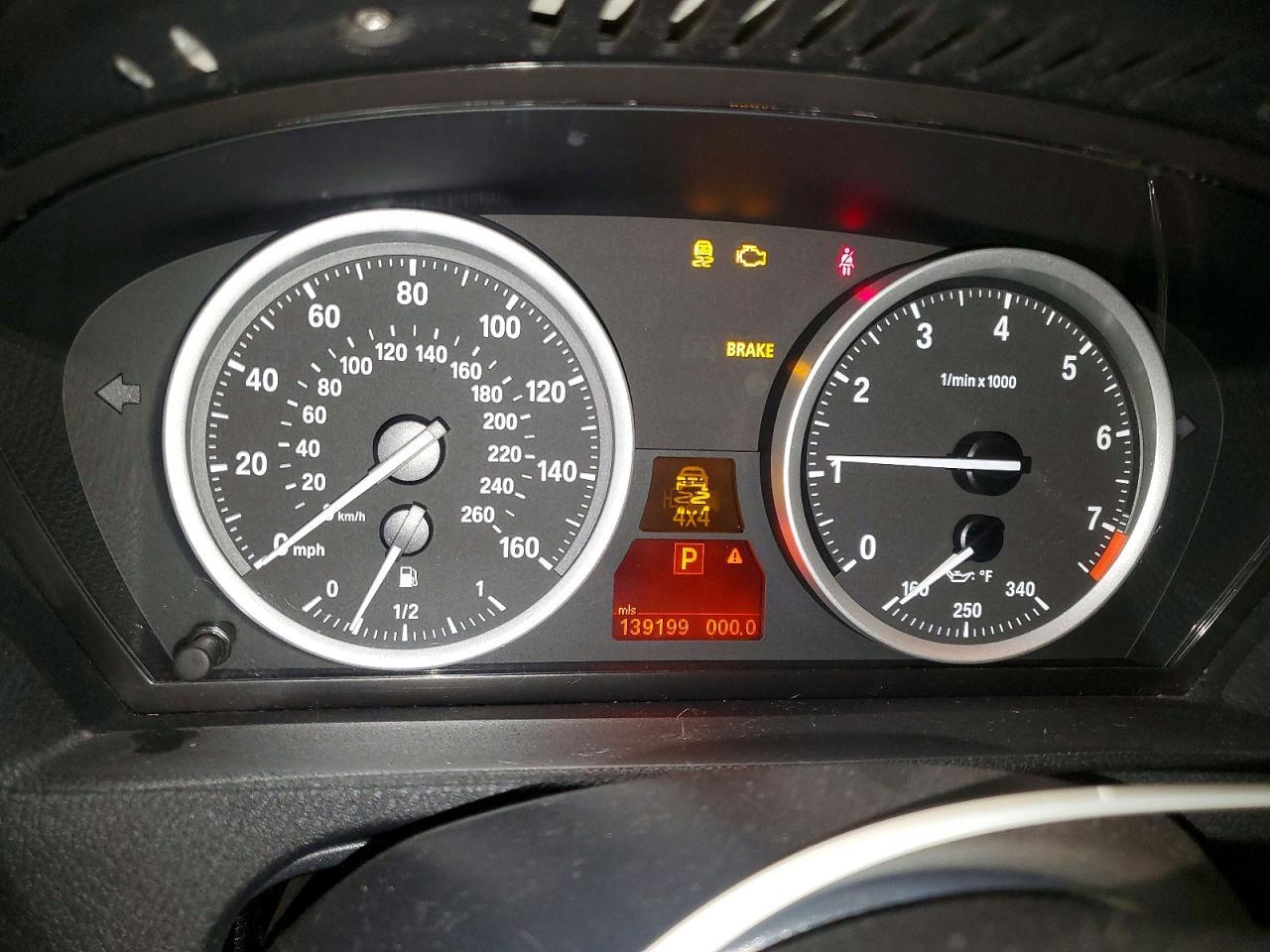 2011 BMW X6 XDRIVE35I — Фото 9 из 13