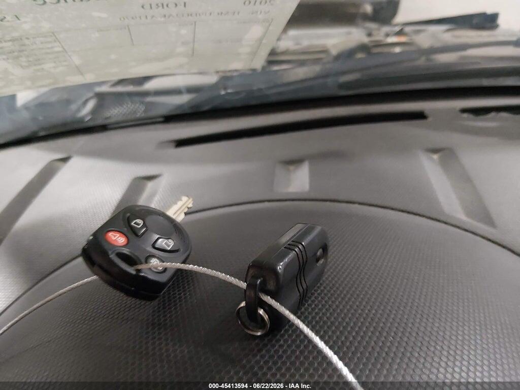 1FMCU9DG2AKA11970 2010 FORD ESCAPE photo no. 11