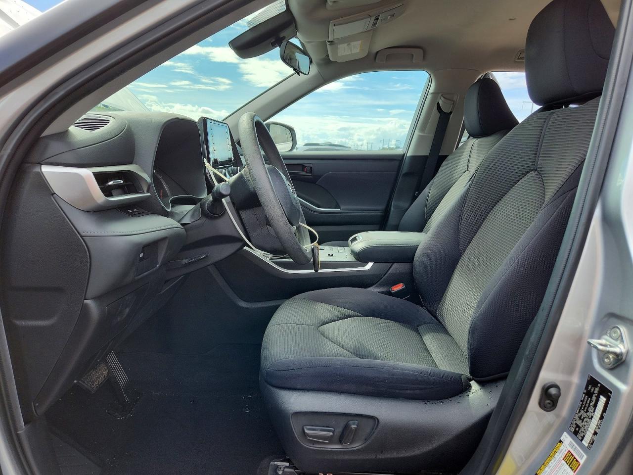 2022 TOYOTA HIGHLANDER L — Фото 7 из 13