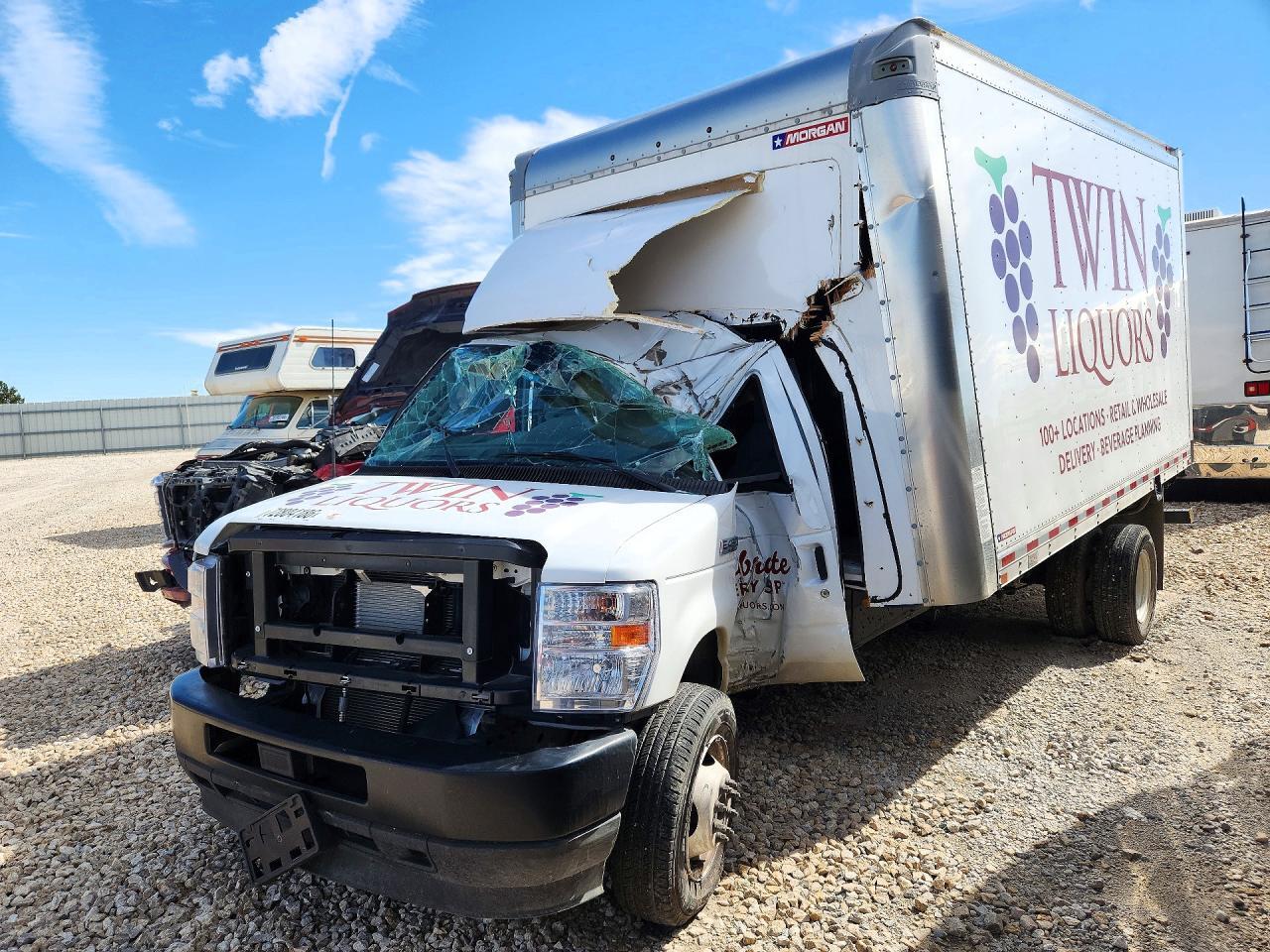 2026 FORD E-450 - BOX TRUCK