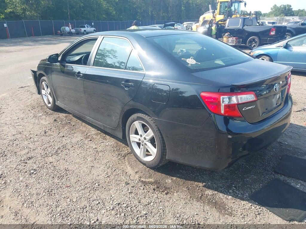 4T1BF1FKXEU760955 2014 TOYOTA CAMRY photo no. 3