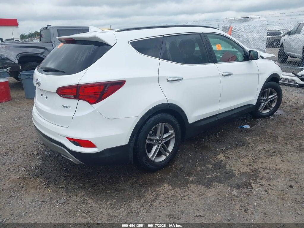 5NMZU3LB8HH029090 2017 HYUNDAI SANTA FE SPORT photo no. 4
