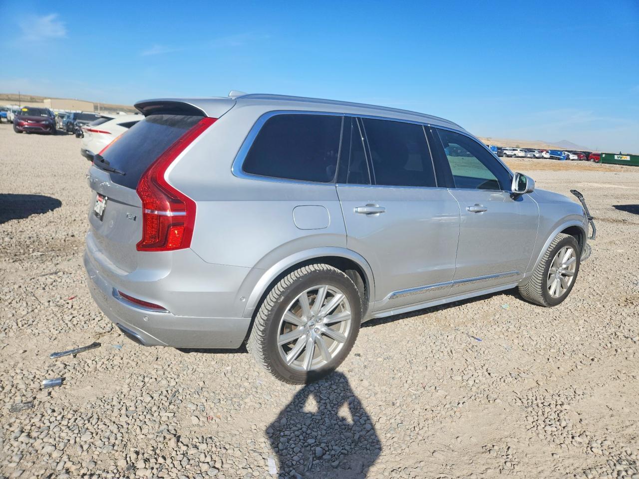 2018 VOLVO XC90 T6 — Фото 3 из 12