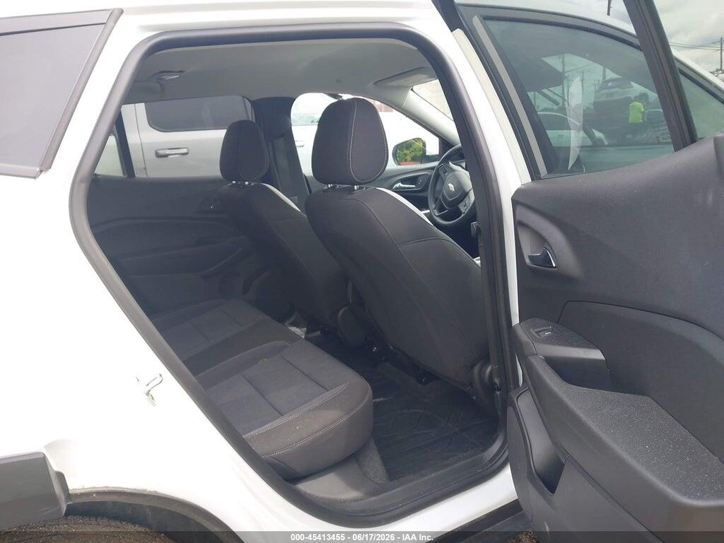 KL77LFEP5SC184039 2025 CHEVROLET TRAX photo no. 8