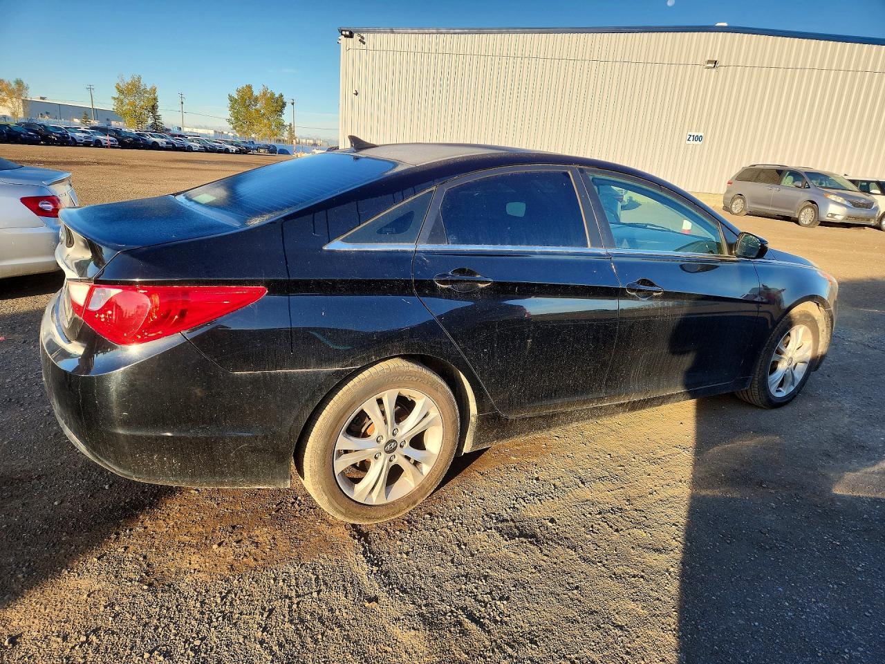 2011 HYUNDAI SONATA GLS — Фото 3 из 12