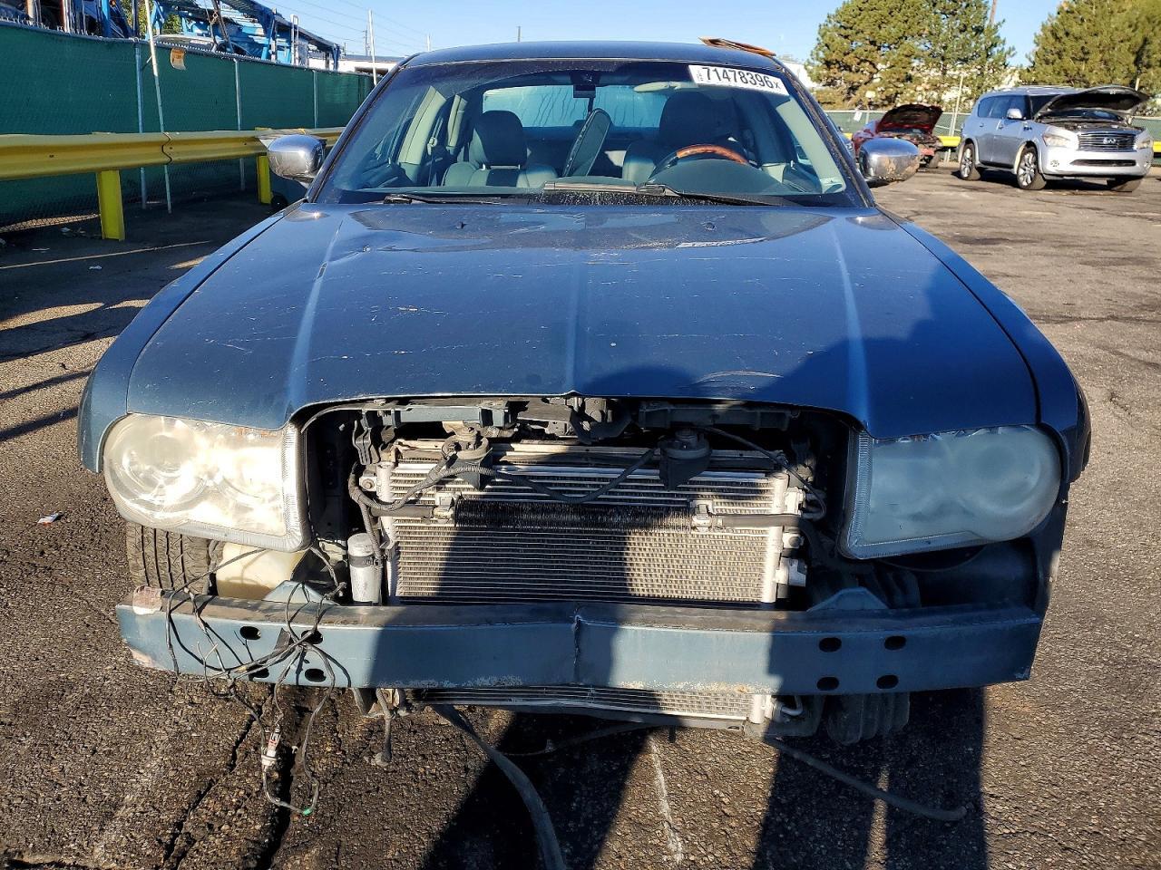 2005 CHRYSLER 300C — Фото 5 из 13
