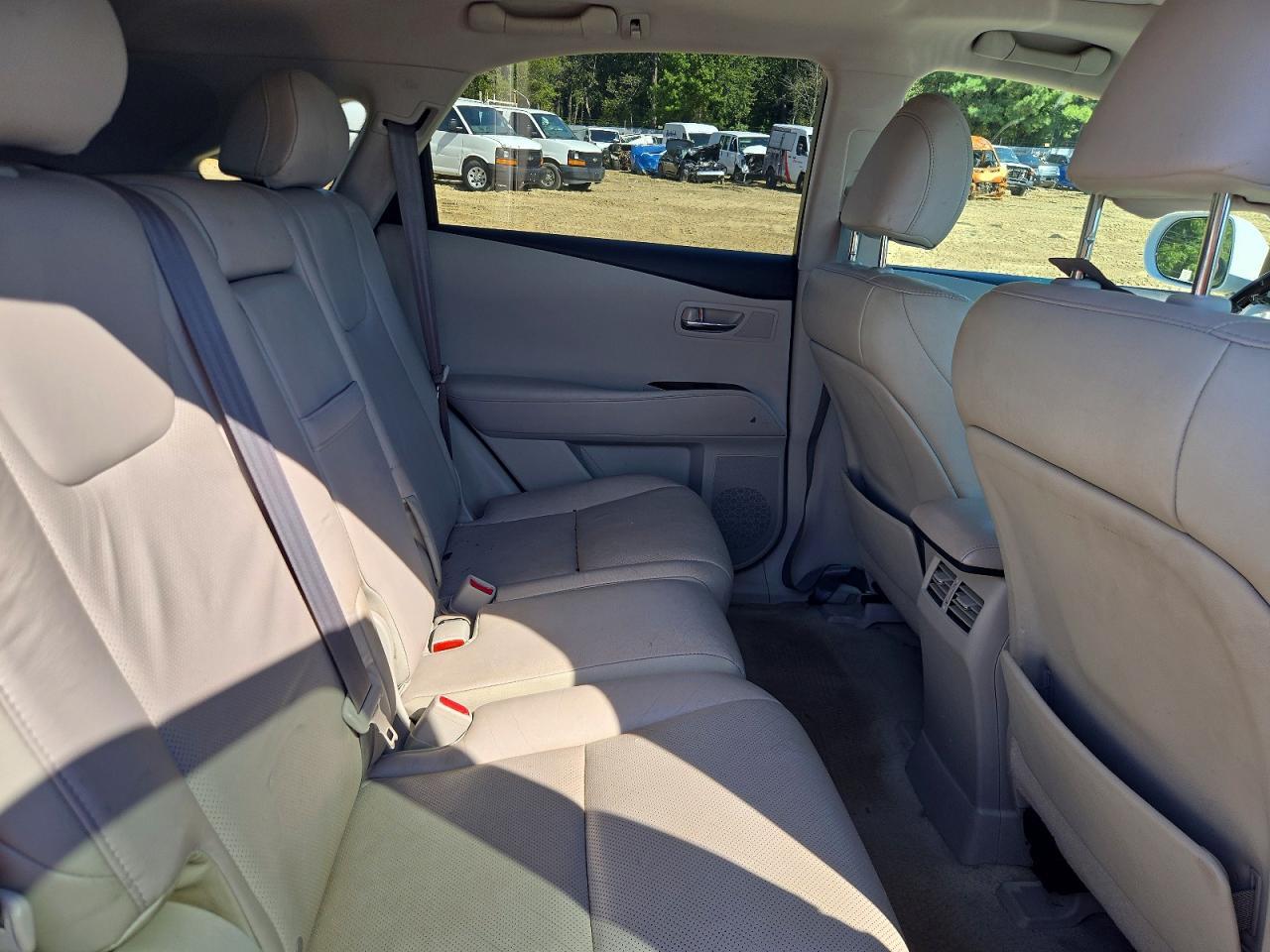 2011 LEXUS RX 350 — Фото 11 из 13