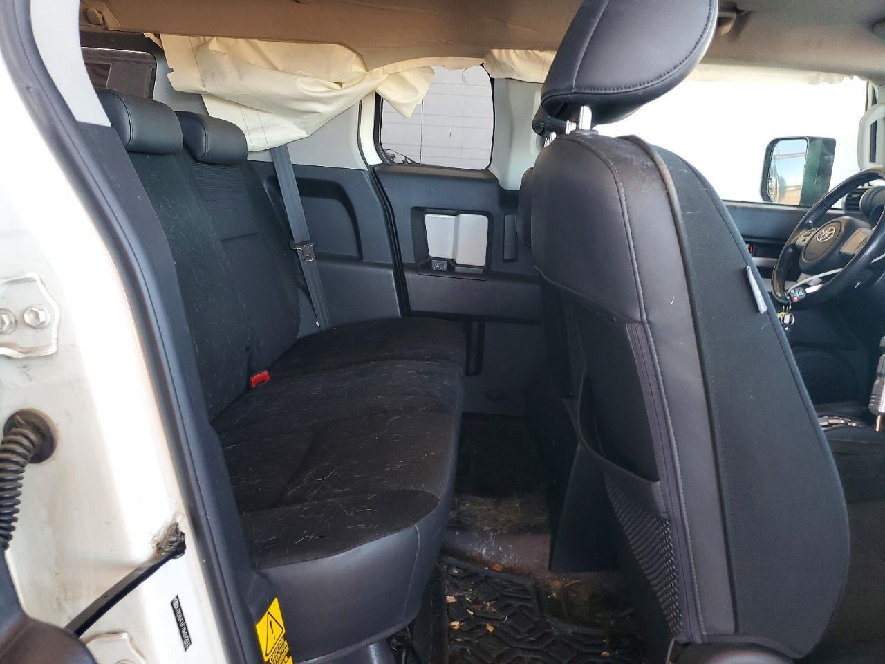 2008 TOYOTA FJ CRUISER BASE — Фото 10 из 12