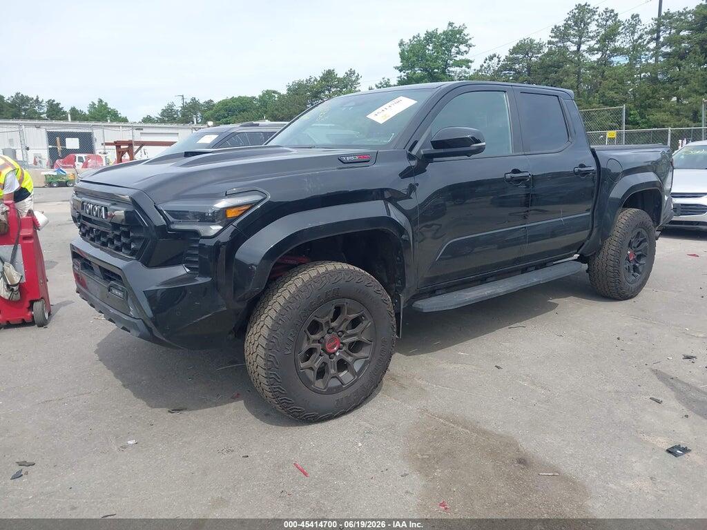 3TYLC5LN5RT005590 2024 TOYOTA TACOMA HYBRID photo no. 2
