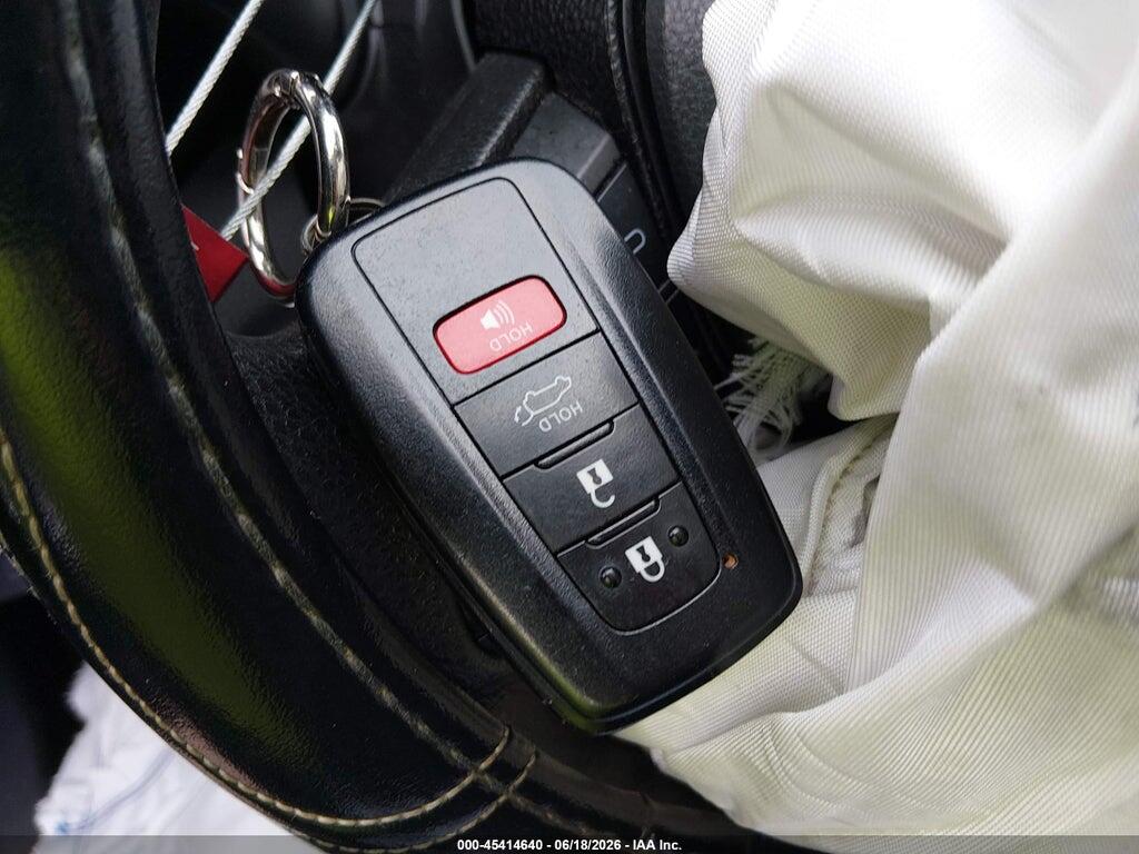 2T3W1RFV4MW180132 2021 TOYOTA RAV4 photo no. 11