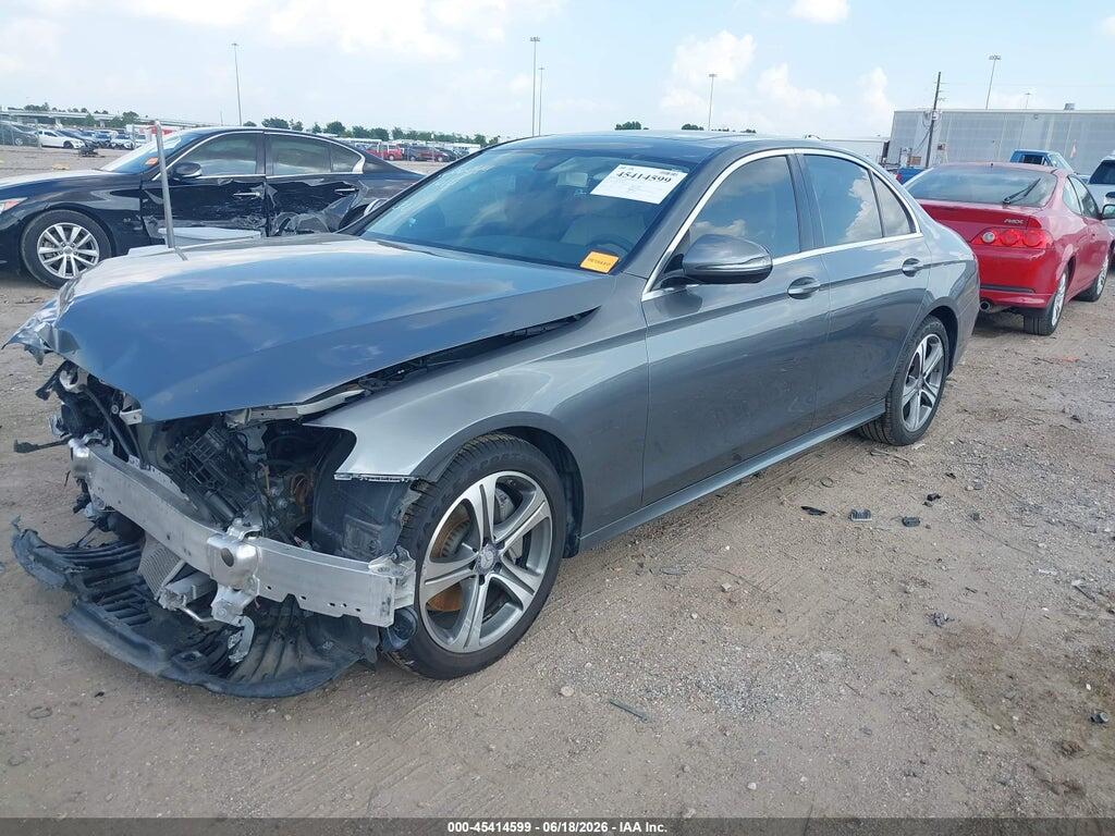 WDDZF4JB7HA114828 2017 MERCEDES-BENZ E 300 photo no. 2