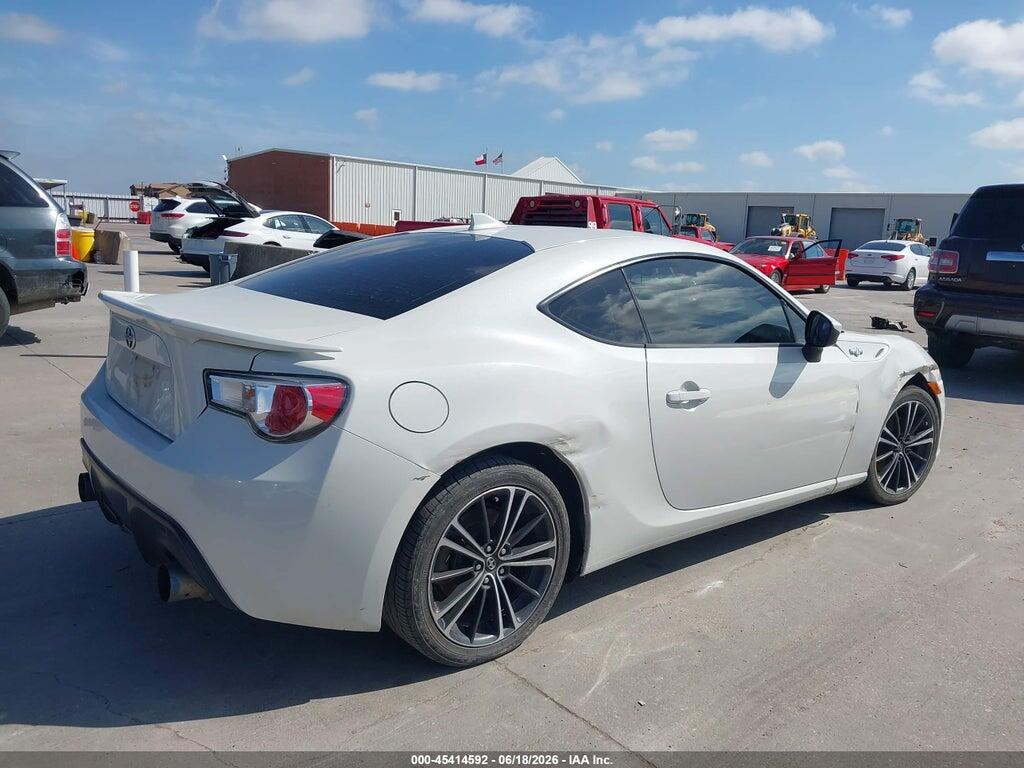 JF1ZNAA14F9704119 2015 SCION FR-S photo no. 4