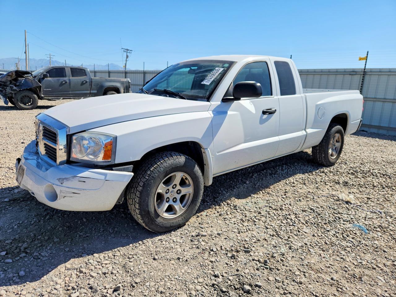 2007 DODGE DAKOTA SLT