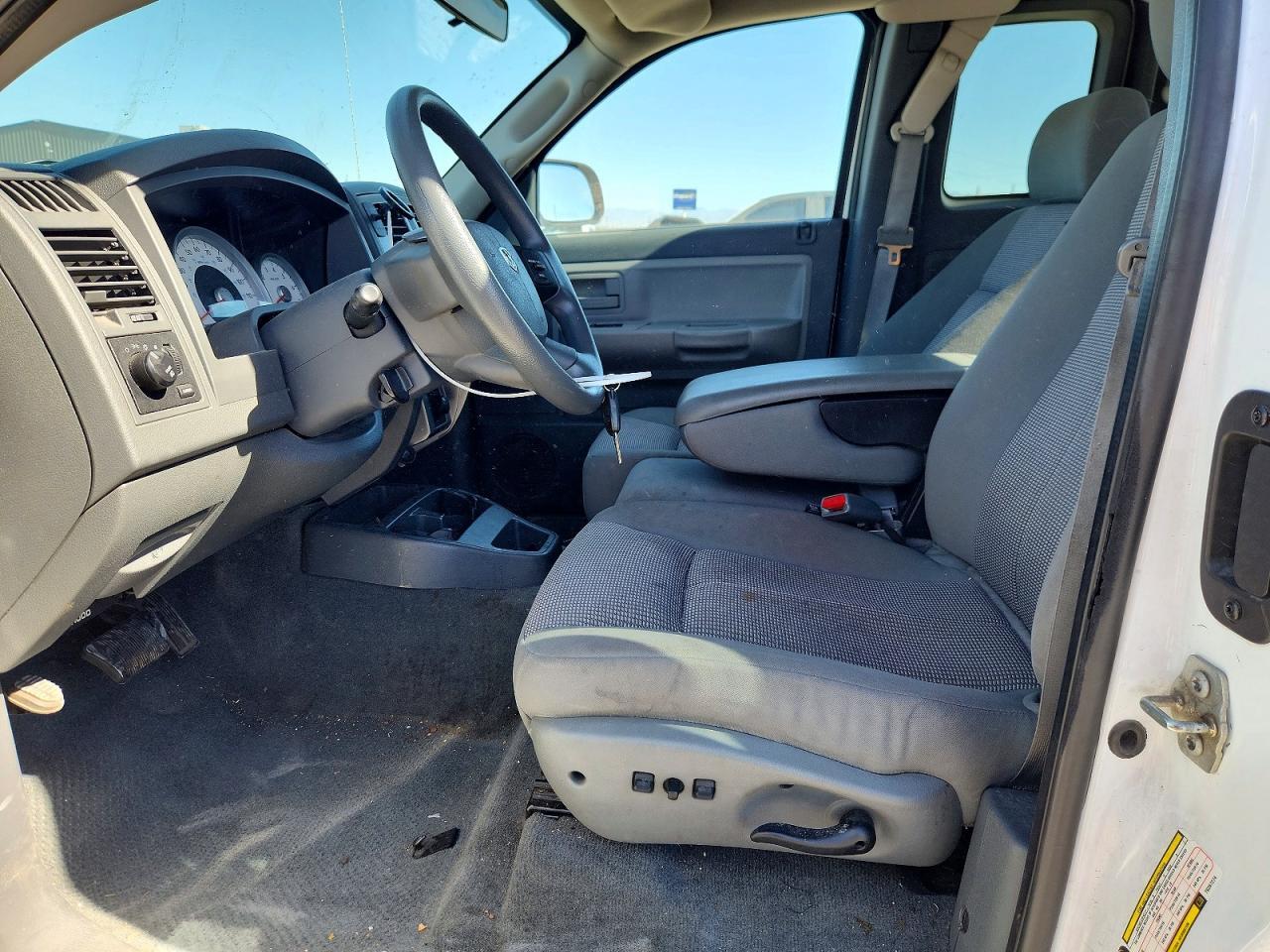 2007 DODGE DAKOTA SLT — Фото 7 из 12