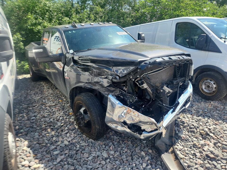 3C63RRGLXRG242754 2024 RAM 3500 photo no. 4