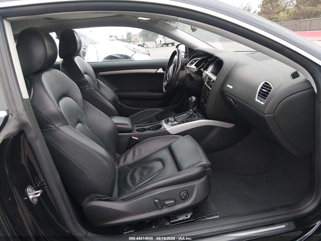 WAULFAFR8BA049853 2011 AUDI A5 photo no. 5