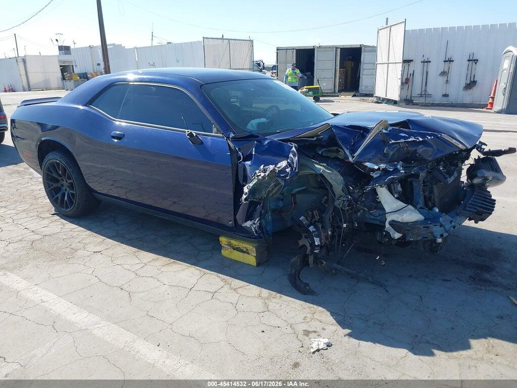 2C3CDZAT5FH761369 2015 DODGE CHALLENGER photo no. 1