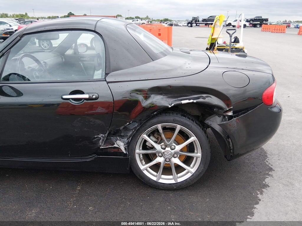 JM1NC2PF2B0218009 2011 MAZDA MX-5 MIATA photo no. 6