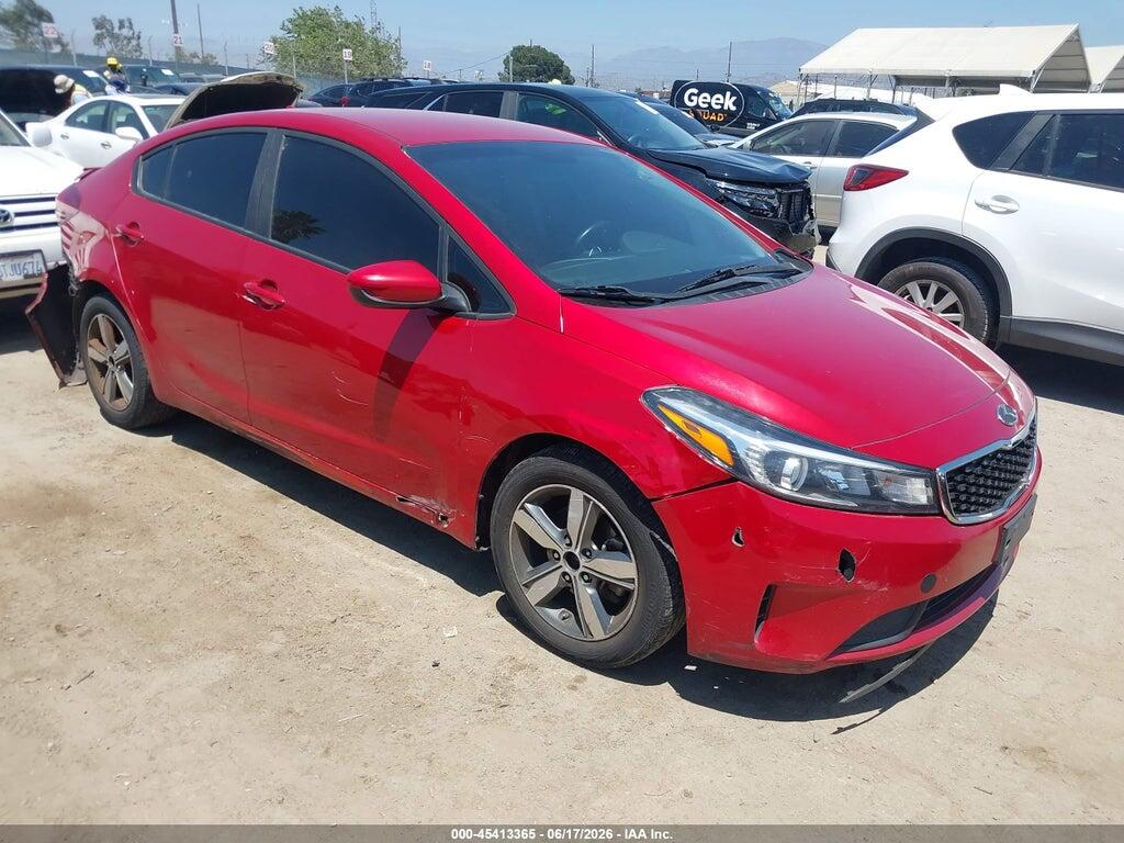 3KPFL4A75JE210719 2018 KIA FORTE photo no. 1
