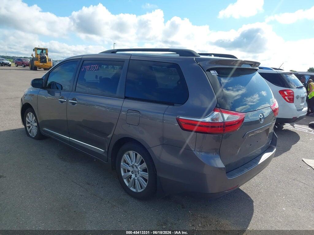 5TDDZ3DC4HS153129 2017 TOYOTA SIENNA photo no. 3