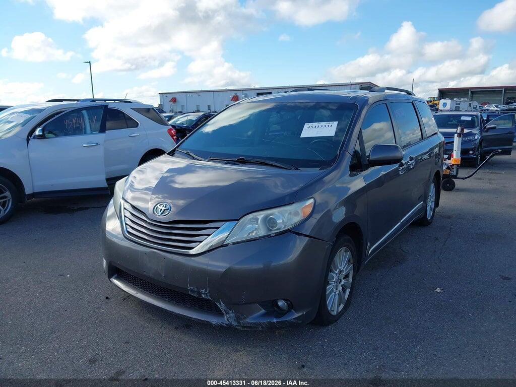 5TDDZ3DC4HS153129 2017 TOYOTA SIENNA photo no. 6