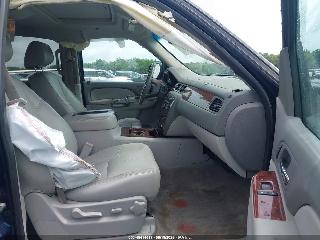 3GNMCFE0XCG274897 2012 CHEVROLET AVALANCHE 1500 photo no. 5