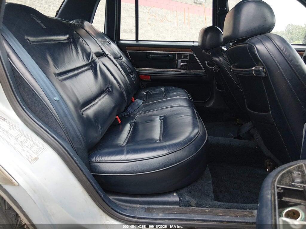 1LNLM9848LY704039 1990 LINCOLN CONTINENTAL photo no. 8