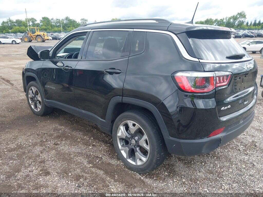 3C4NJDCB3KT673975 2019 JEEP COMPASS photo no. 3