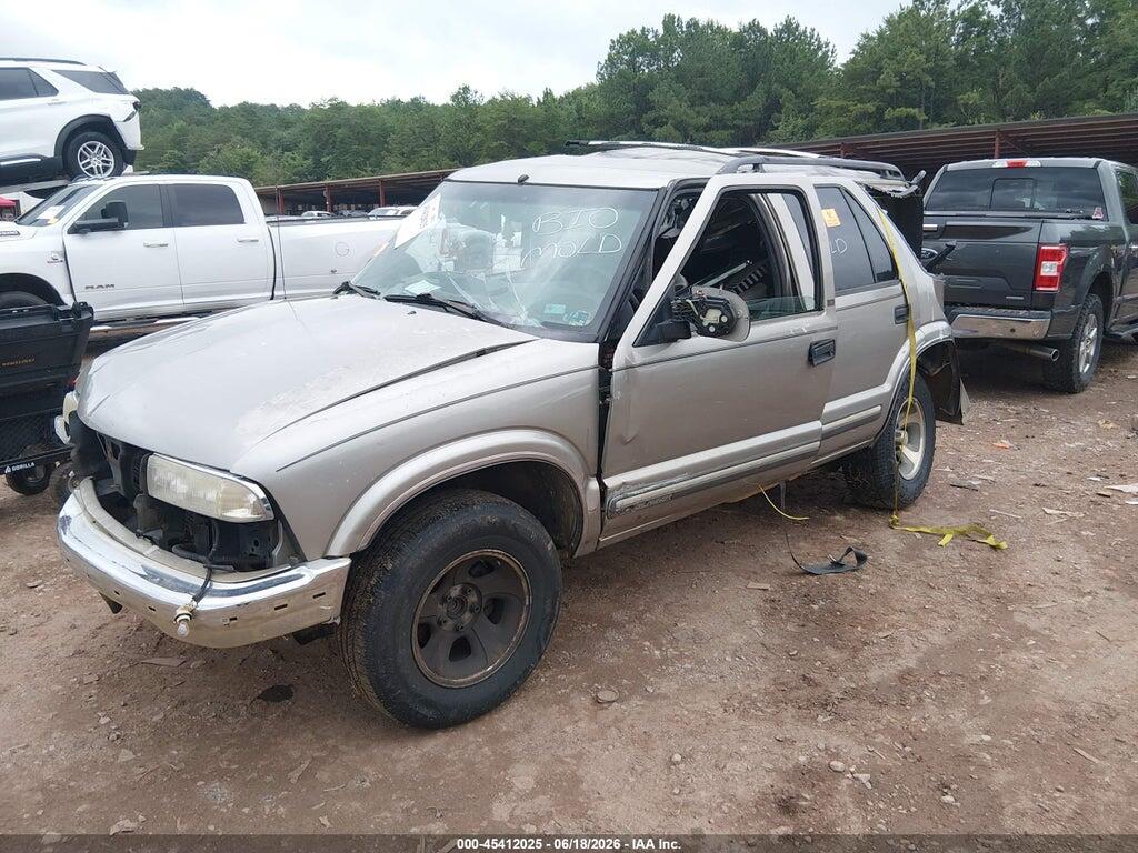 1GNCS13W512150695 2001 CHEVROLET BLAZER photo no. 2