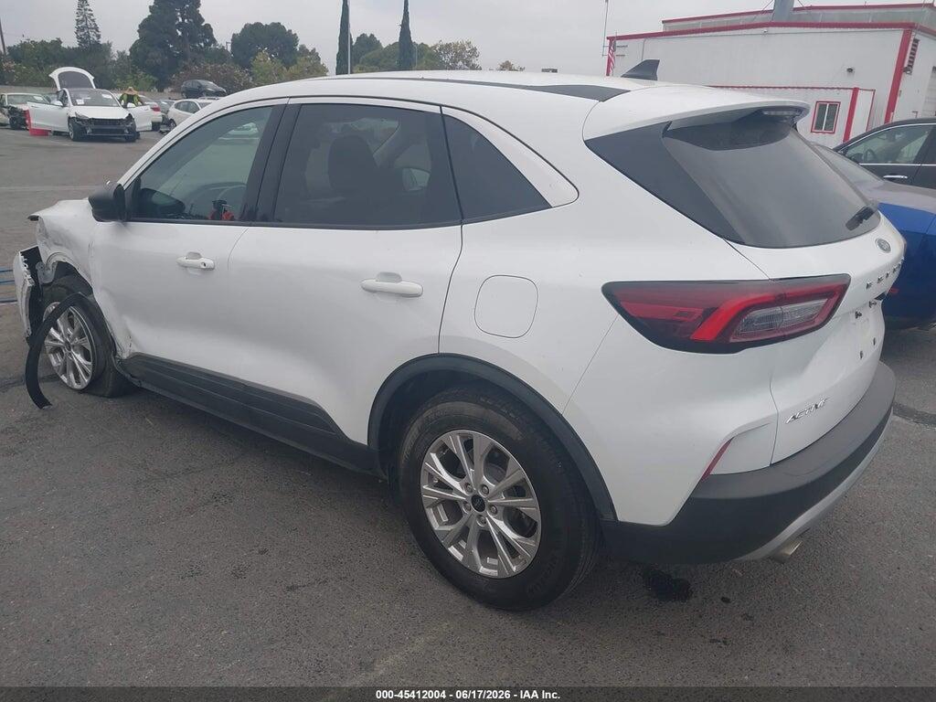 1FMCU0GN3PUB14236 2023 FORD ESCAPE photo no. 3