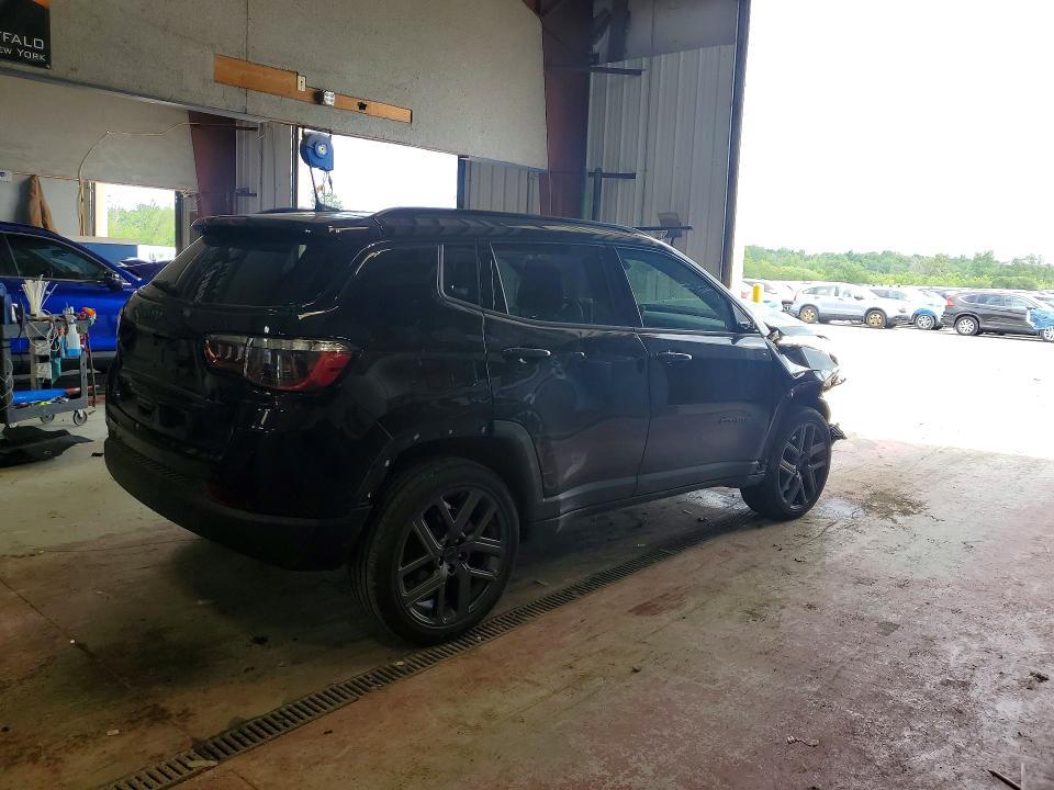 2026 JEEP COMPASS LIMITED — Фото 3 из 14