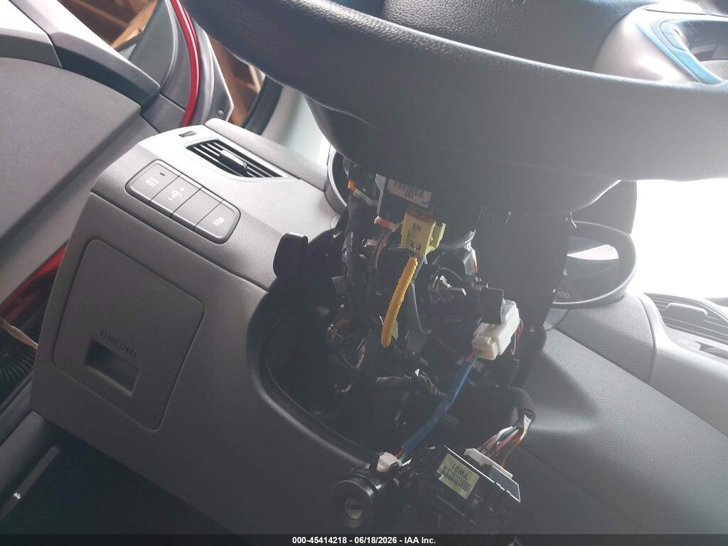 5NPDH4AE4FH549594 2015 HYUNDAI ELANTRA photo no. 12