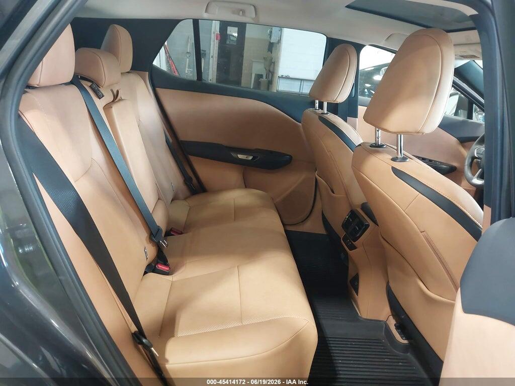JTJAAAABXRA026407 2024 LEXUS RZ 450E photo no. 8