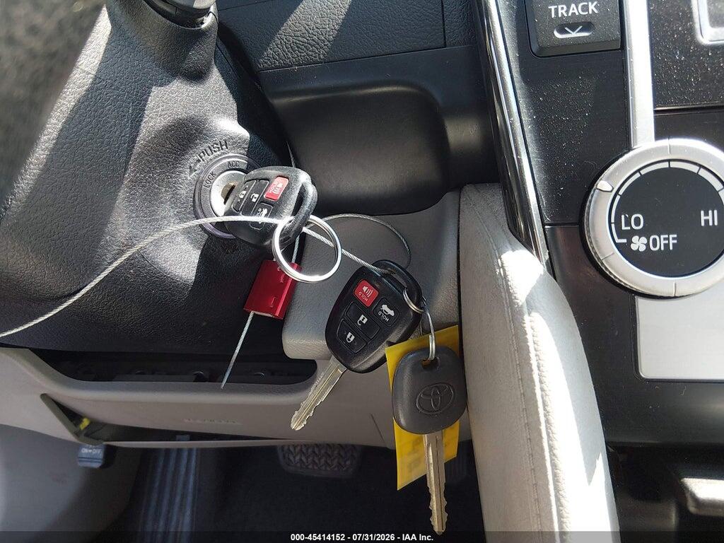 4T1BF1FK7CU011981 2012 TOYOTA CAMRY photo no. 11