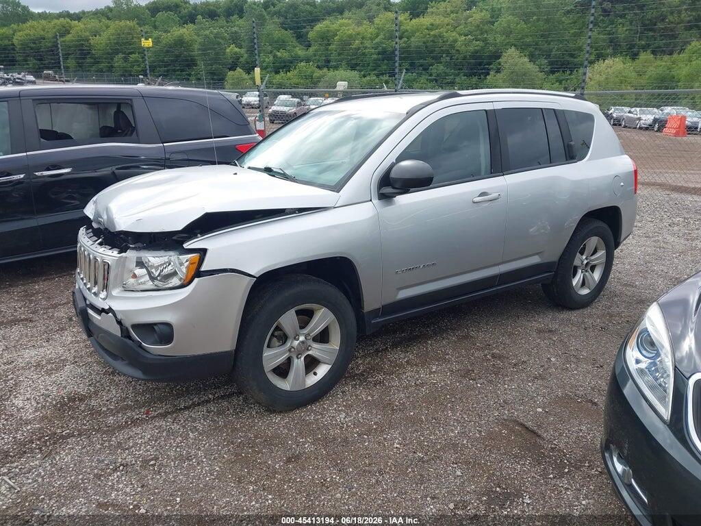 1C4NJDBB1CD569669 2012 JEEP COMPASS photo no. 2